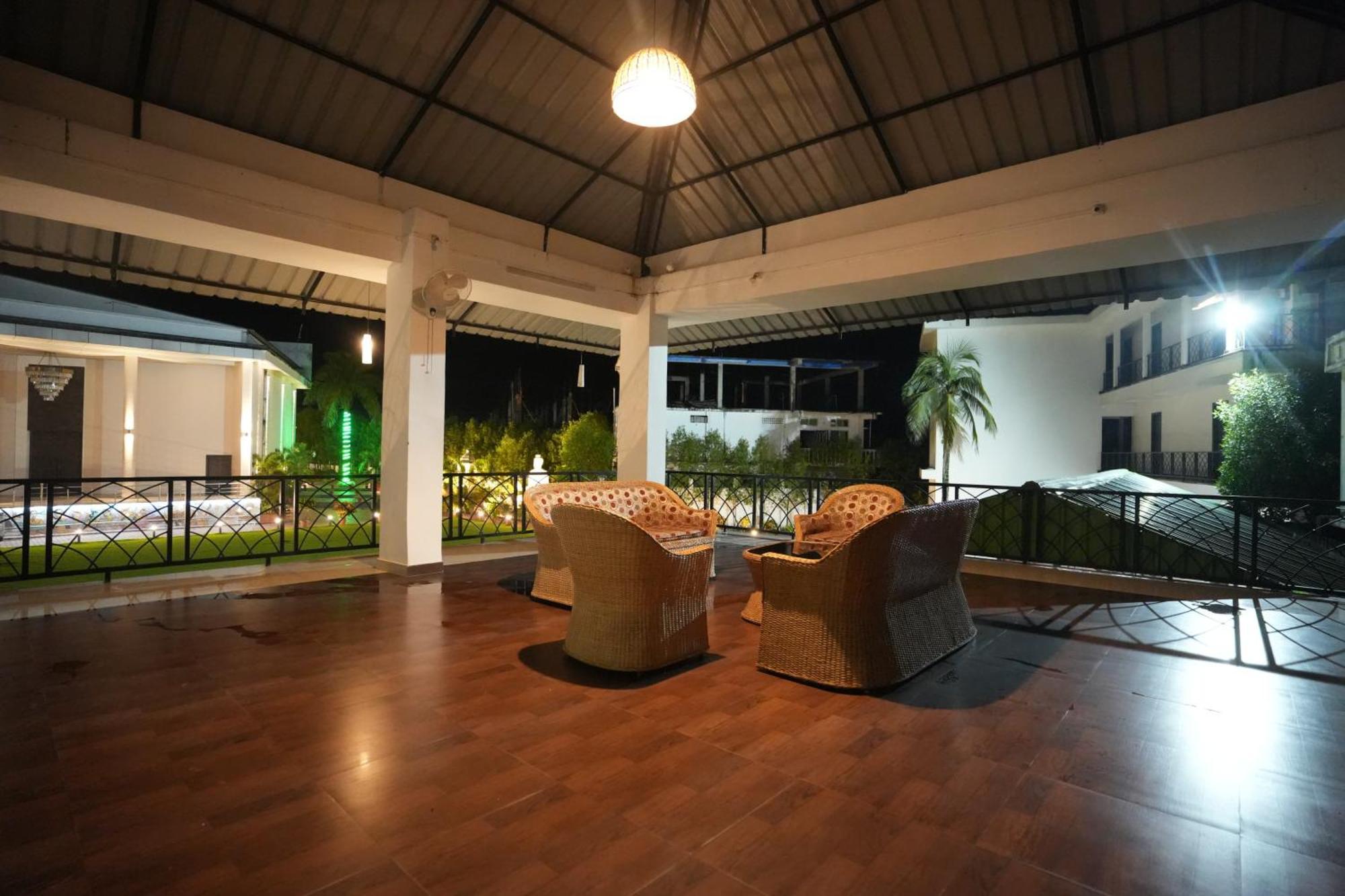 Jaanki Farms & Resorts Jorhat Exterior photo